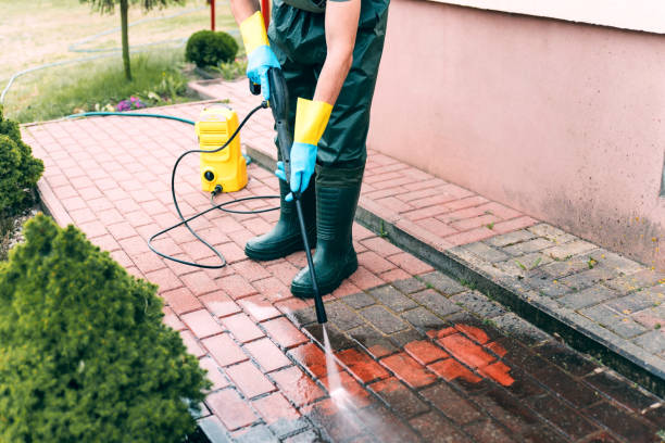 Best Pool Deck Cleaning  in Suisun City, CA